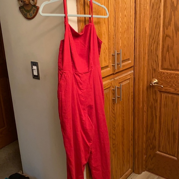 Old Navy Women’s Jumpsuit - Picture 1 of 3